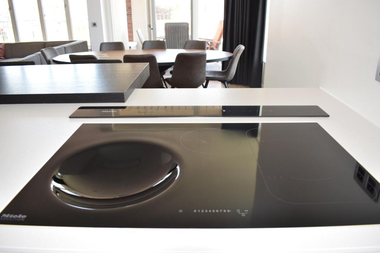 Large Penthouse - Private Parking - In A Beautiful Domain Appartement Antwerpen Buitenkant foto