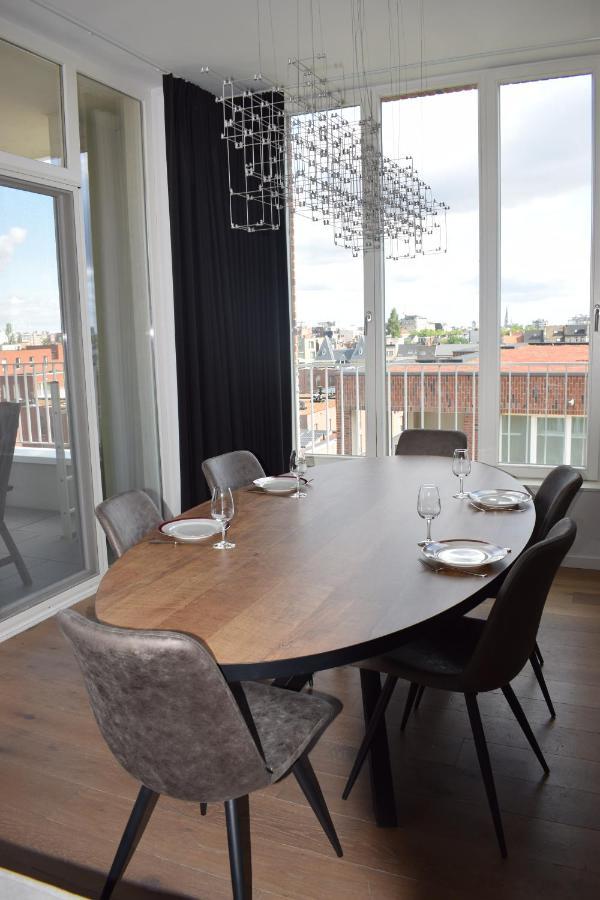 Large Penthouse - Private Parking - In A Beautiful Domain Appartement Antwerpen Buitenkant foto