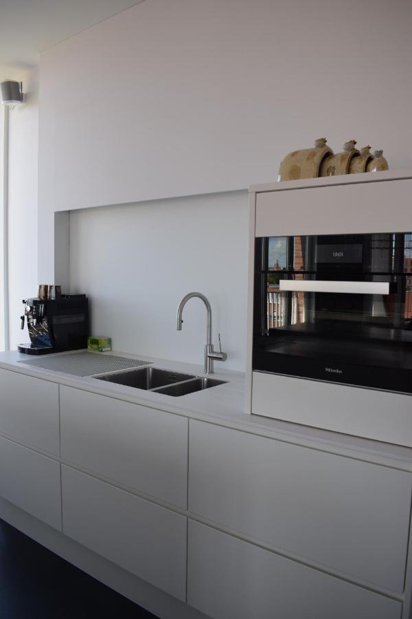Large Penthouse - Private Parking - In A Beautiful Domain Appartement Antwerpen Buitenkant foto